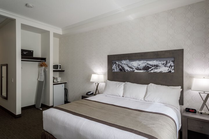 Room 22 of 46