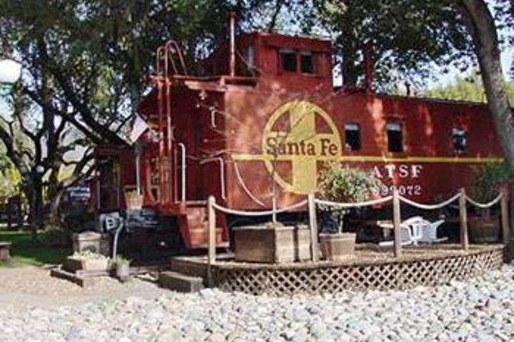 Featherbed Railroad B & B Resort