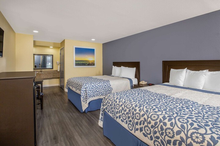 Days Inn by Wyndham Banning Casino / Outlet Mall