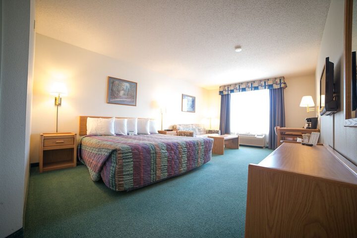 Room 28 of 37