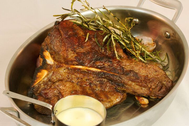 Dining 45 of 59