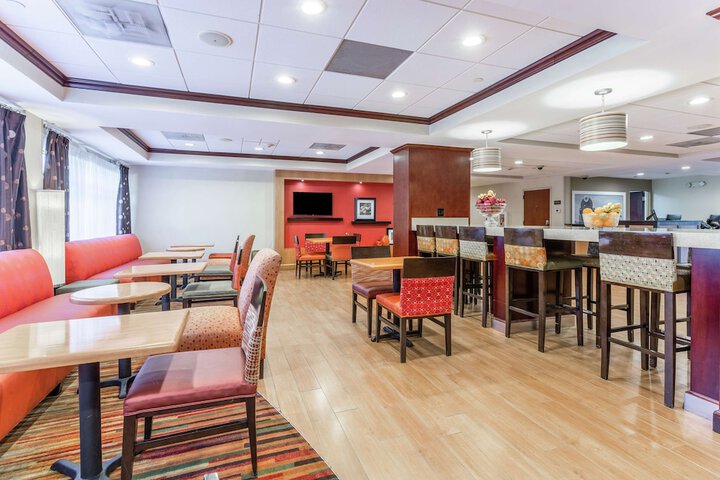 Hampton Inn Groton