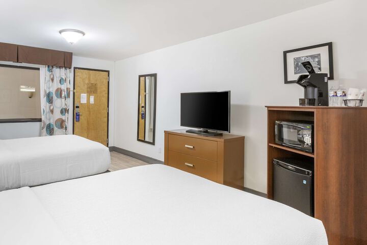 Room 21 of 36