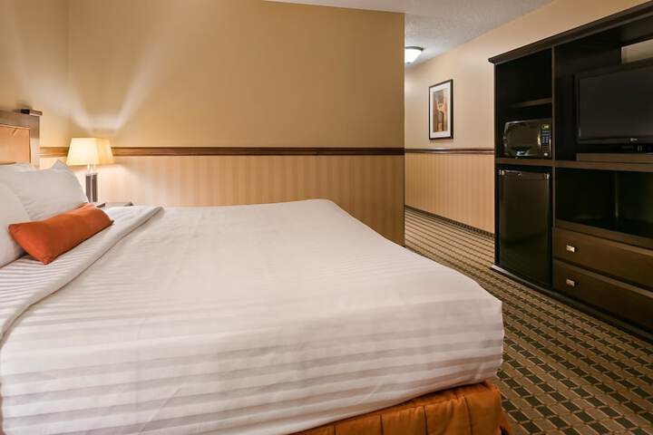 Best Western Diamond Inn