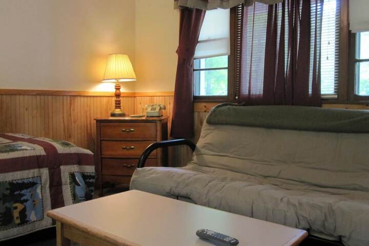 Room 12 of 15