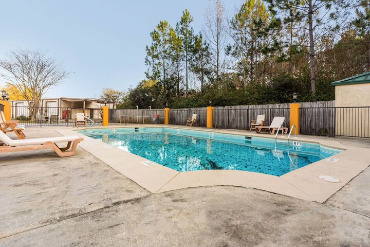 Pool 4 of 48