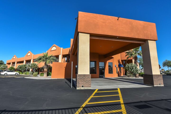 Hotel 4 of 30