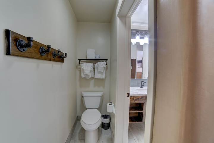 Room 53 of 72