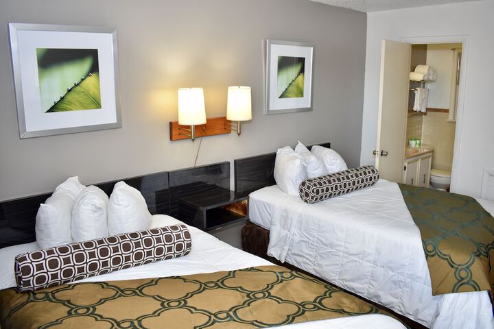 Twi-Lite Inn