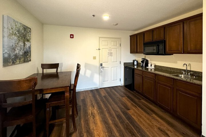 Best Western Plus Valdosta Hotel & Suites