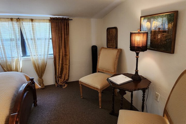 Room 29 of 104