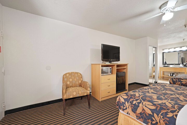 Room 19 of 49