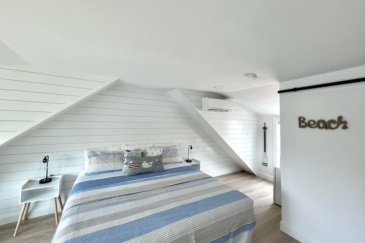 Room 34 of 87