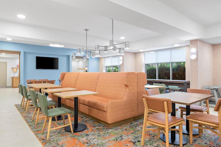 Hampton Inn by Hilton Gainesville-Haymarket