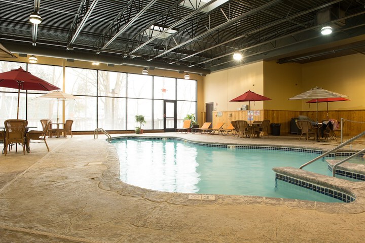 Pool 19 of 250
