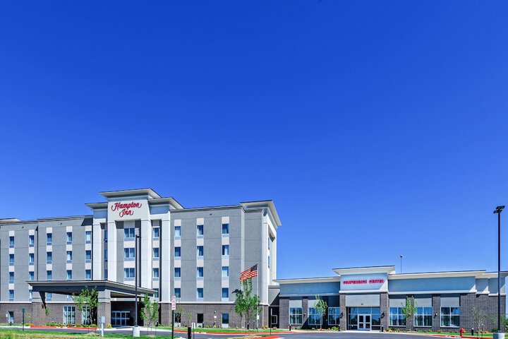 Hampton Inn Gardner Conference Center