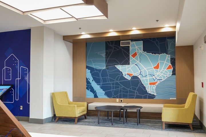 Holiday Inn Express & Suites Dallas Southwest-Cedar Hill by IHG