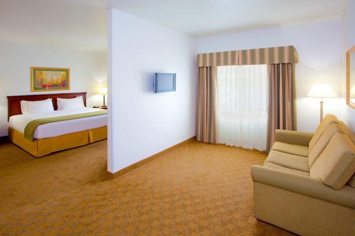 Holiday Inn Express Hotel & Suites ELKINS by IHG