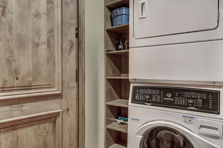 Laundry 402 of 450