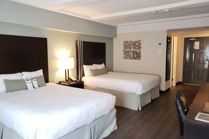 Room 47 of 81