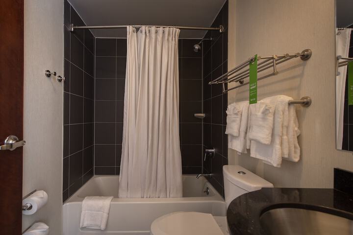 Room 15 of 22