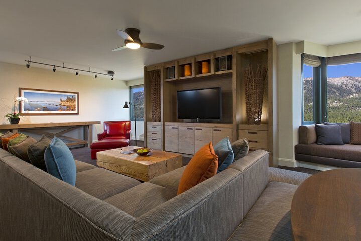 Room 30 of 109