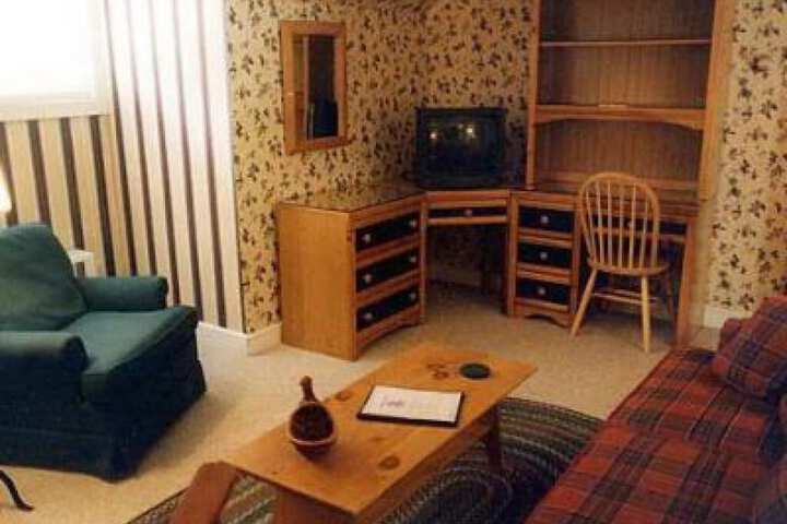 Room 34 of 84