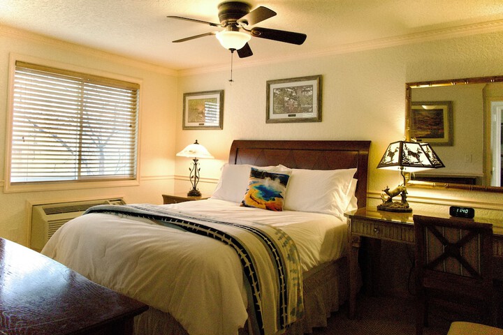 Yellowstone Gateway Inn