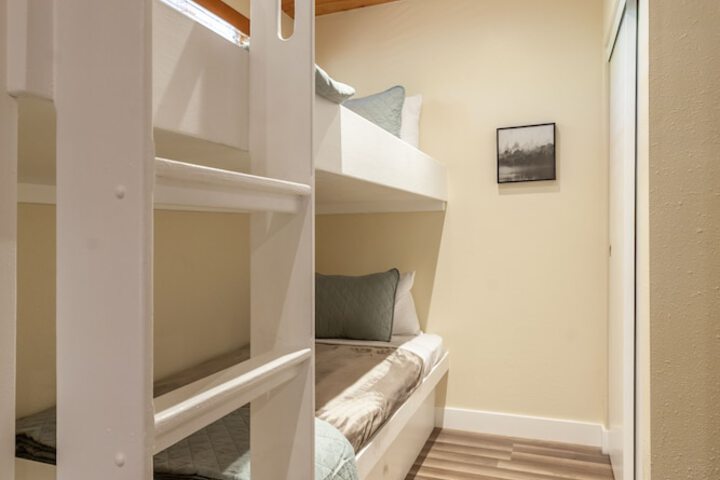 Room 82 of 120