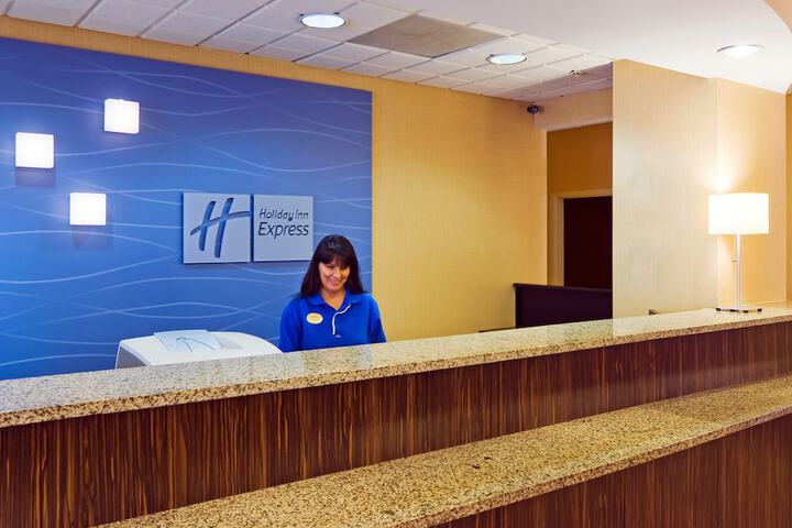 Hotel 2 of 33
