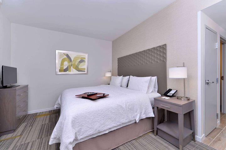 Hampton Inn & Suites Shelby