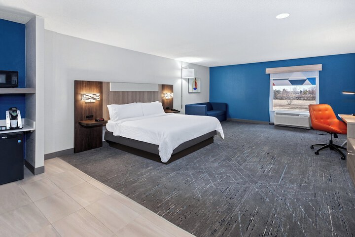 Room 17 of 55