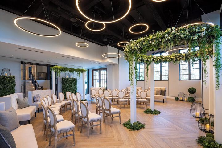 Ballroom/Hall 99 of 115