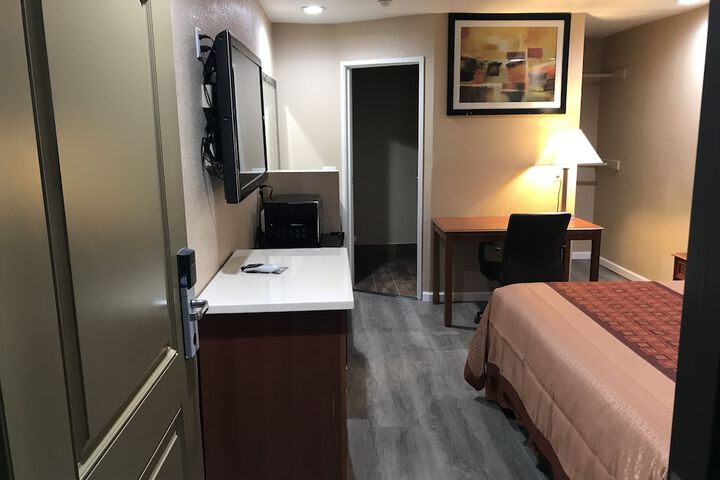 Budget Inn Motel