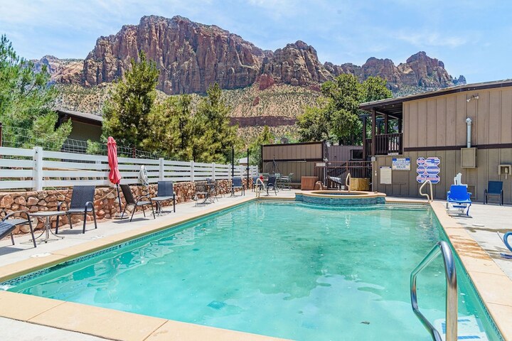 Pool 6 of 85