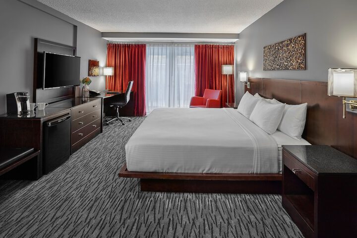 Matrix Hotel