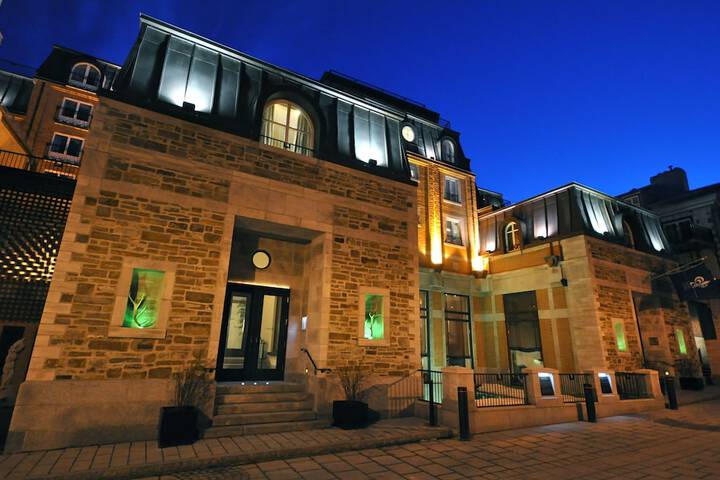 Hotel 3 of 149