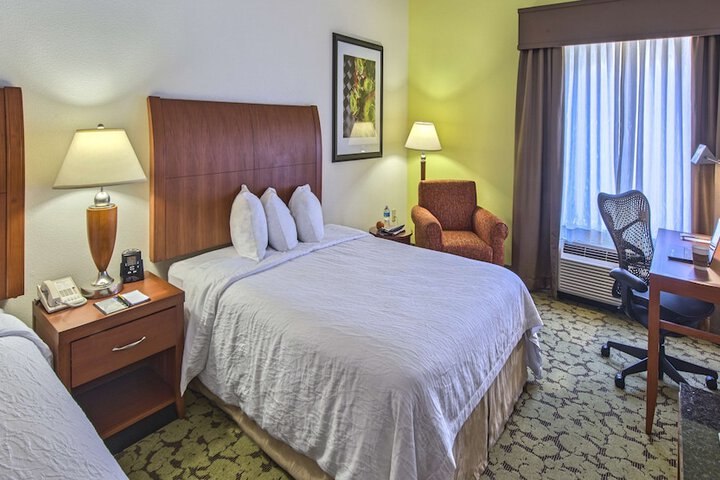 Room 7 of 34