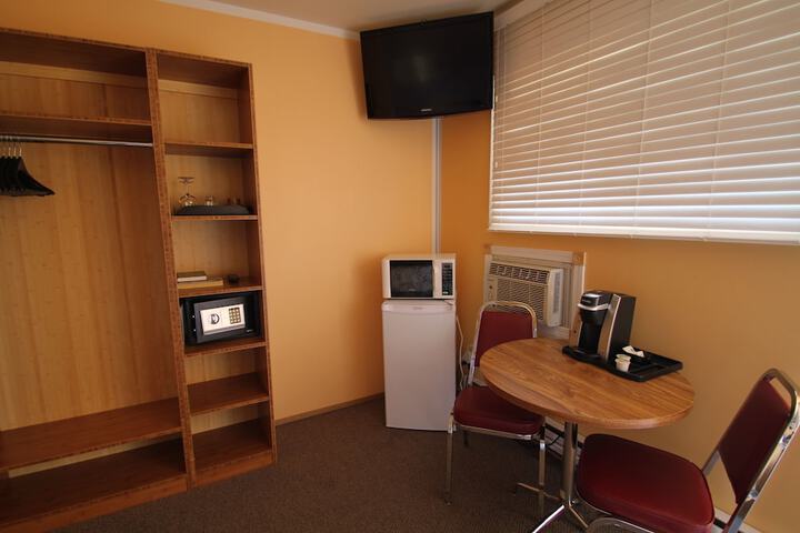 Room 18 of 54