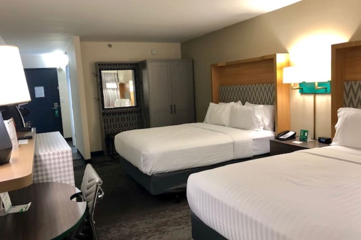 Room 20 of 63