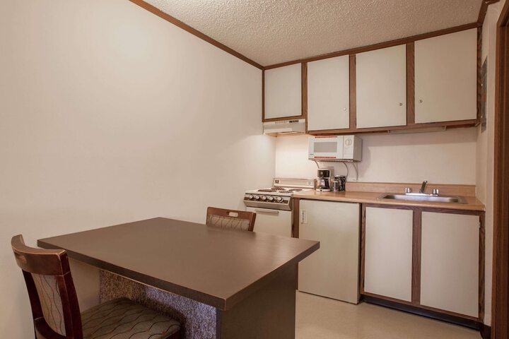 Room 14 of 17