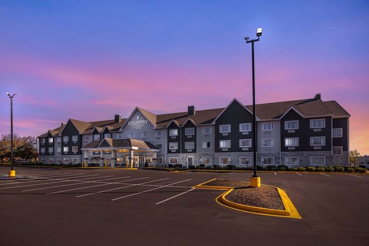 Hotel 2 of 39