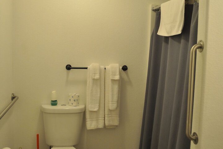 Room 89 of 124