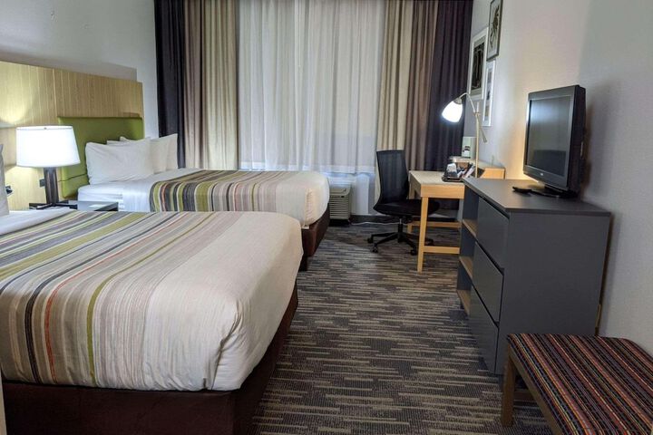 Room 18 of 37