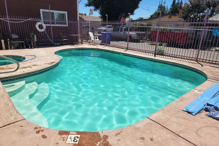 Pool 8 of 74
