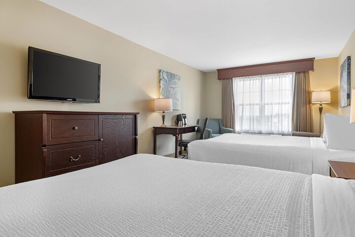 Best Western Plus Fredericton Hotel & Suites