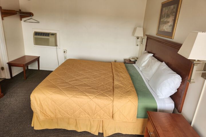 Room 44 of 56