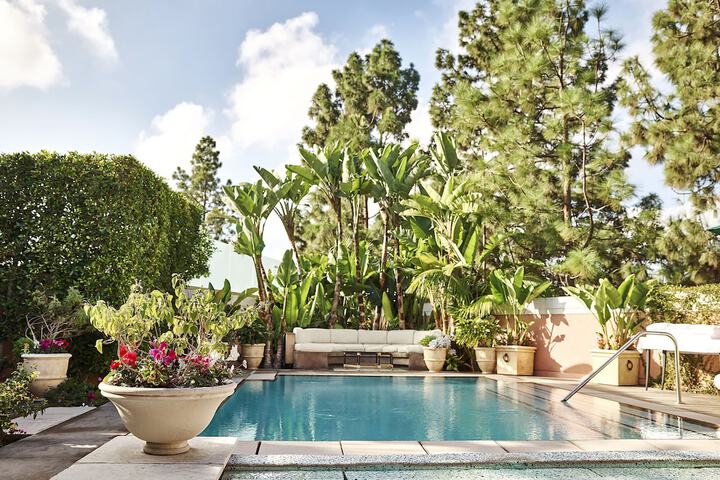 Pool 15 of 235