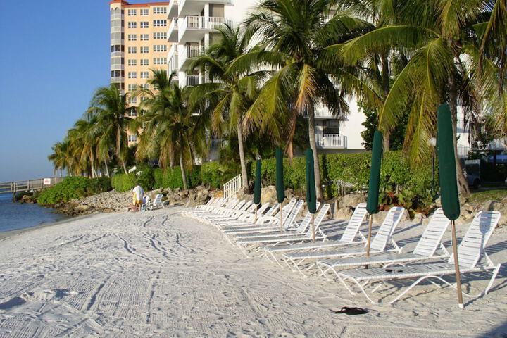 Beach 104 of 137
