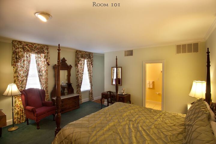 Room 47 of 170